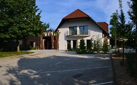 Hotel Rakar
